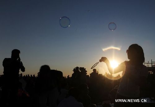 Grassland music festival attracts fans in N China